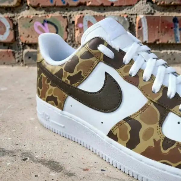 Old School Duck Camo Air Force 1 sneakers with hand-painted design, perfect for streetwear and sneak.