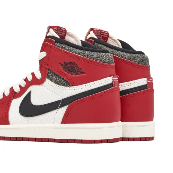 Air Jordan 1 High OG Chicago Lost and Found PS