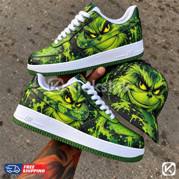 Home Grinch-themed sneakers and cap